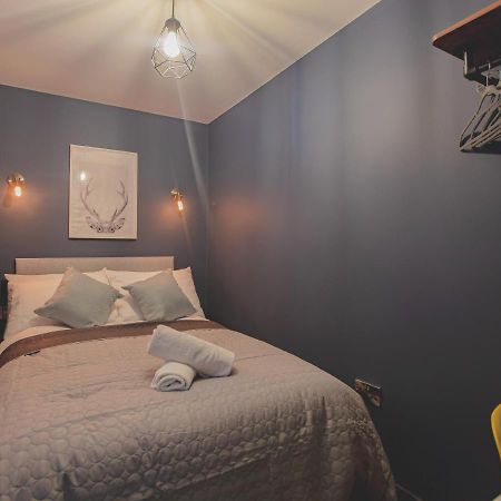 Yellow Hive Boutique Stay Apt 1 Белфаст Экстерьер фото