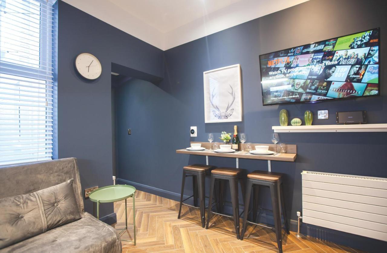 Yellow Hive Boutique Stay Apt 1 Белфаст Экстерьер фото